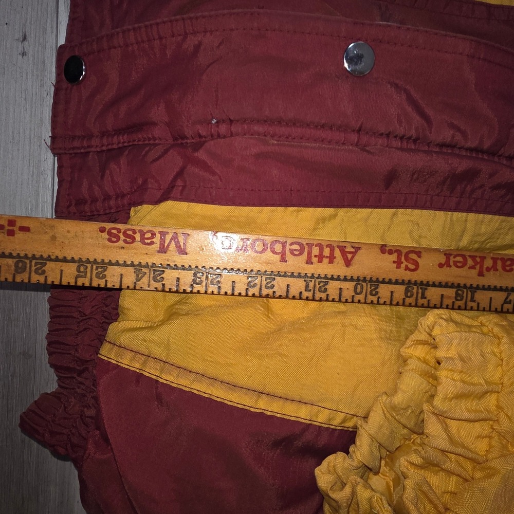 Vtg Starter Washington Redskins Hooded Puffer Jacket Burgundy Gold 90s XL - Picture 7 of 15